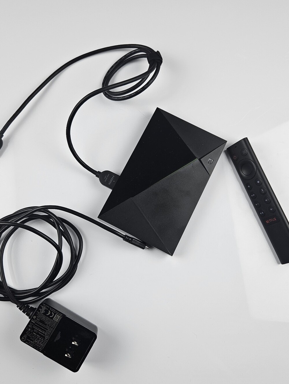 NVIDIA Shield TV Pro 4K HDR Streaming Media Player 2019 AI Upscaling Remote